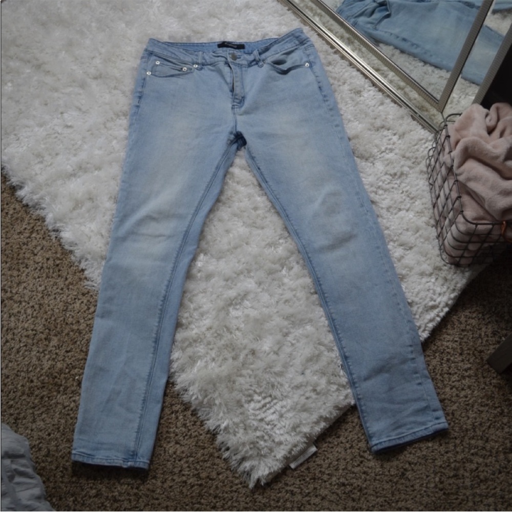 Elwood Jeans
